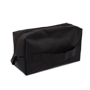 shaving bag
men's shave bag
mens shaving bag
shave bag for men
leather mens shaving bag
leather shave bag
leather shaving bag