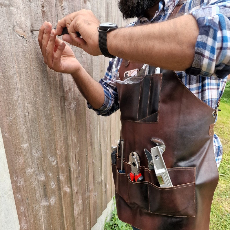 The Louisiana Leather Tool Working Apron