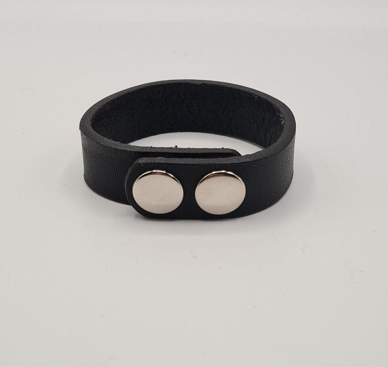 The Delaware London Leather Wristband